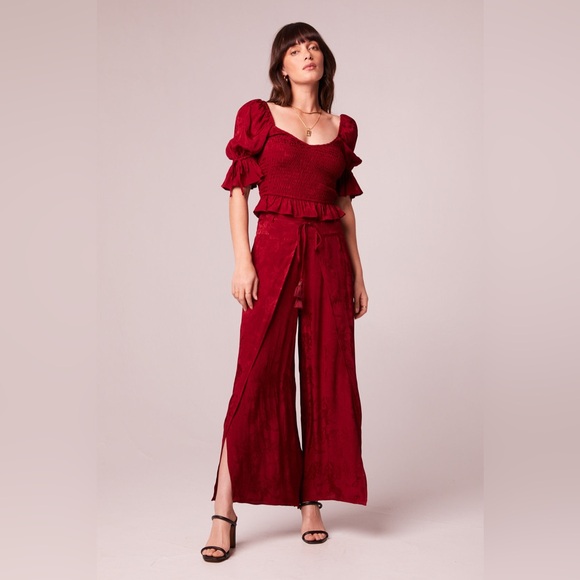 Band Of The Free LEA RHUBARB SMOCKED CROP TOP - Picture 4 of 4